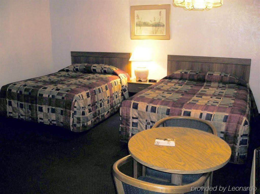 Red Carpet Inn Медфорд Екстериор снимка